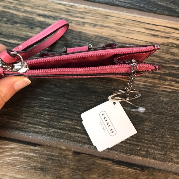 COPY - Coach Id Case - Picture 3 of 3